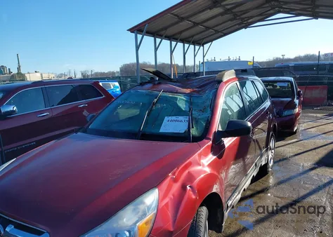 2013 Subaru Outback 2.5I из США, поврежденный, VIN 4S4BRBAC1D3252813